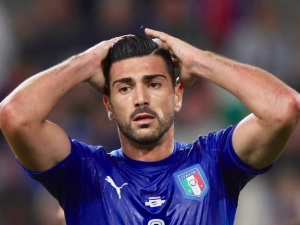 Pellé nepodal ruku trenérovi a byl vyřazen z italské reprezentace