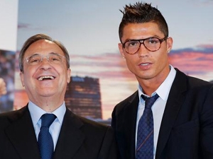 Na kolik si přijde Cristiano Ronaldo v nové smlouvě? A kdy ji podepíše? 