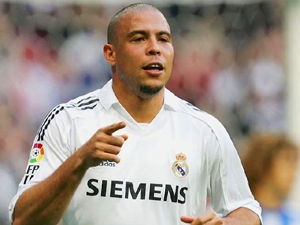Ronaldo a jeho historky z minulosti – o Figově manželce i „zábavném“ Zizouovi