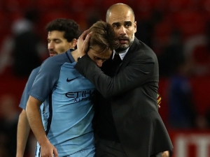 Pep Guardiola je na svůj tým hrdý, i přes porážku v derby a nejčernější sérii v jeho kariéře