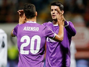 Vedoucí Real cestuje do Alavésu, Barcelona hostí poslední Granadu