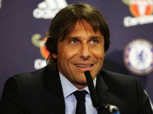 Antonio Conte: Sire Alexi, neodepisujte nás