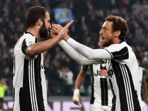 Higuaín je zrádce a tým Juventusu bych zničil, myslí si Maradona