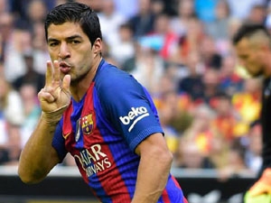 Přestupové spekulace: Pepe nyní spojován s United, stejně jako Suárez, Cuadrado možná posílí Barcelonu