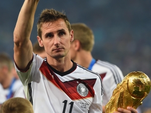 Nejlepší kanonýr MS Klose v osmatřiceti letech ukončil kariéru