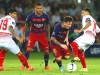Šlágr kola španělské ligy se hraje v Seville, kam zavítá Barcelona. Real hraje po 19 měsících v nezvyklém poledním termínu