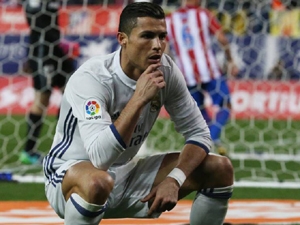 Cristiano, který uzavřel debatu o Zlatém míči, na hrotu nezůstane