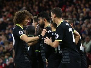 Premier League má nového lídra. Diego Costa poslal Chelsea do čela tabulky