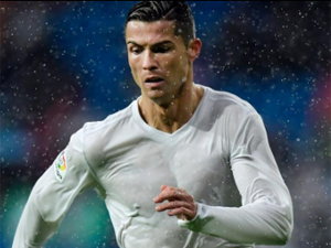 TOP 5 témat z Madridu: Náročný fanoušek Realu - Balet vede o sedm bodů, Bernabéu píská. Čop si hrál na legendu a selhal