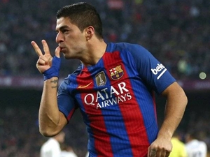 Suárez prodloužil v Barceloně smlouvu do roku 2021