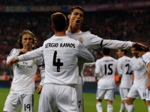 V týmu roku UEFA jsou čtyři fotbalisté Realu Madrid