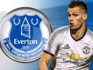 Morgan Schneiderlin dává Old Trafford sbohem. Za 24 milionů liber ho koupil Everton