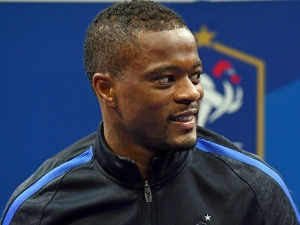 Patrice Evra je blízko překvapivému návratu do Premier League. S kým se dohodl?