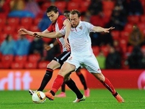 Seville se opět na dlouho zranil záložník Krohn-Dehli