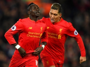 Sadio Mané vystřílel Liverpoolu výhru nad Spurs, Manchester United prodloužil svoji neporazitelnost na 16 zápasů