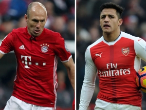 Arsenal chce zlomit prokletí proti Bayernu. Překvapí Neapol Real Madrid v jeho chrámu?