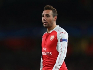 Zraněný Cazorla z Arsenalu se vrátí až v příští sezoně