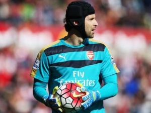  Čech v Arsenalu pustil všech devět penalt, ale styl měnit nechce