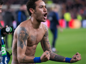 V trollování je Neymar jednička. Aby byl i nejlepší fotbalista, dal mu Kaká bizarní radu