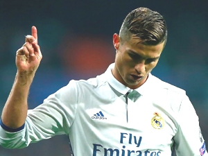 Víte kolik si vydělají hráči Realu Madrid? Určitě byste brali i výplatu toho nejhůř placeného...