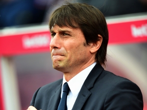 Pro média je to dobrý výsledek. Děláme boj o titul zajímavějším, uvedl Conte po překvapivé porážce Chelsea