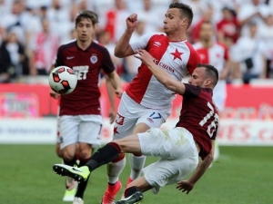Franěk nařídil penaltu pro Slavii chybně, komise ho potrestala