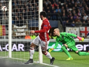 Rudí ďáblové uhráli v Belgii remízu, Klaasen dvěma góly řídil výhru Ajaxu