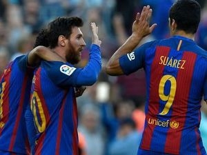 MSN potřetí za 100, Neymar čaroval, Messi zkopíroval Panenku