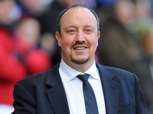 V létě utrať poslední penny, slyšel od svého šéfa Rafael Benítez, manažer Newcastlu postupujícího do Premier League