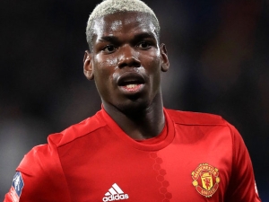 Mourinho bude i proti Tottenhamu postrádat Paula Pogbu. Zemřel mu otec