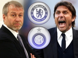 Conte tvrdí, že v Chelsea navzdory zájmu Interu zůstane