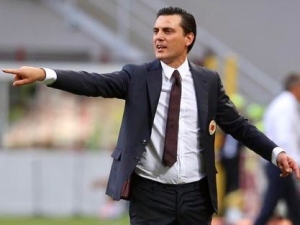 AC Milán prodloužil s trenérem Montellou smlouvu do roku 2019