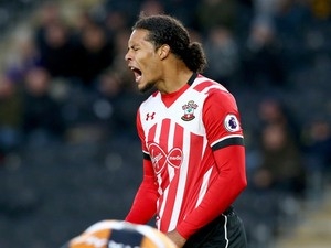 Liverpool se omluvil Southamptonu a ukončil snahy o získání Van Dijka