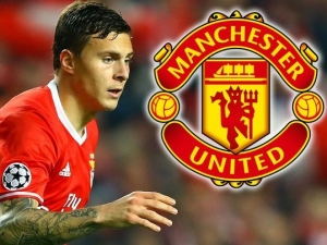 Manchester United hlásí první posilu – obránce Victora Lindelöfa