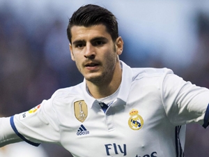 Morata olajkoval příspěvek, který hovoří o jeho přestupu do Manchesteru