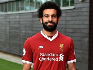 Mohamed Salah se vrací do Premier League. Na 5 let se upsal Liverpoolu