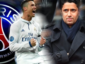 Ronaldo na jachtě majitele PSG. Domlouvá se rekordní přestup?