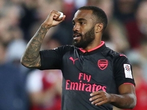Alexandre Lacazette skóroval při svém debutu v dresu Arsenalu