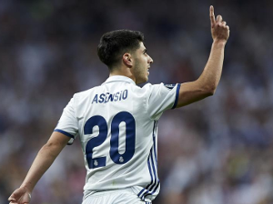 Real Madrid plýtval šancemi a v závěru zachraňoval remízu 