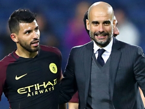 Pep Guardiola je k Agüerovi spravedlivý a před vzájemným soubojem chválil Jürgena Kloppa