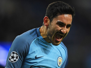 V sobotním zápase s Chelsea chceme potvrdit naše kvality a mistrovské ambice, řekl Gündogan
