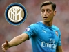 Inter Milán odmítl nabídku Arsenalu na výměnu Mesuta Özila za Joaa Mária