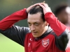 Ignorujte ten hluk okolo mě, vzkazuje Mesut Özil