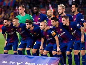 Katalánsko vyhlásilo nezávislost, někteří hráči by prý opustili Barcelonu. Odejde Messi?