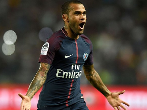 Dani Alves byl před jedenácti lety krok od přestupu do Liverpoolu. Nevím, na čem to vlastně ztroskotalo, říká dnes