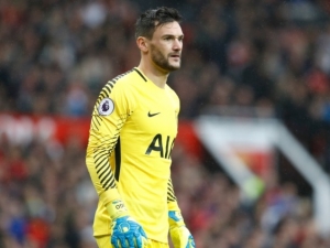 Tottenham přišel o zraněného brankáře Llorise 