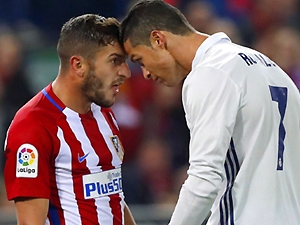 Zítra se hraje madridské derby, Atlético ani Real už nemohou ztrácet body. Barcelona nastoupí proti Leganés