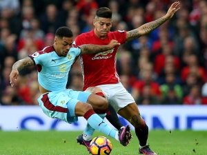 Na Boxing Day přijede na Old Trafford překvapení z Burnley. Chelsea hostí Brighton