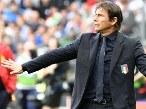 Antonio Conte dychtí po návratu k naší reprezentaci, tvrdí šéf italského fotbalu