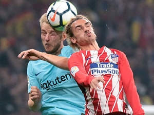 Bitva o španělský titul: První Barcelona hraje s druhým Atléticem. Přestřílí Messi se Suárezem rozjetého Griezmanna?